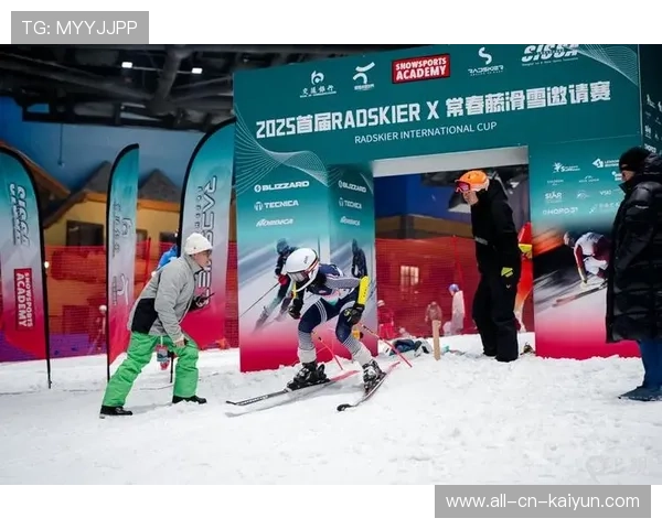 高山滑雪教练团队建立交流库分享训练资源,高山滑雪训练计划 高山滑雪教练团队建立交流库分享训练资源,高山滑雪训练计划